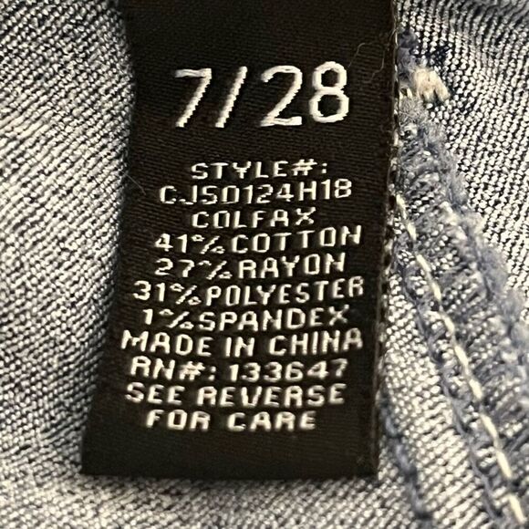Celebrity Pink Denim Skirt   Sz 7/28  EUC - Picture 4 of 5